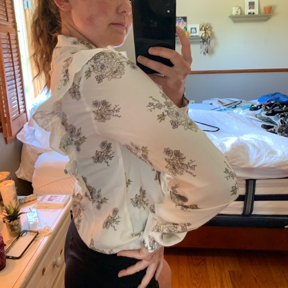 Floral Button Down - Picture 6 of 6